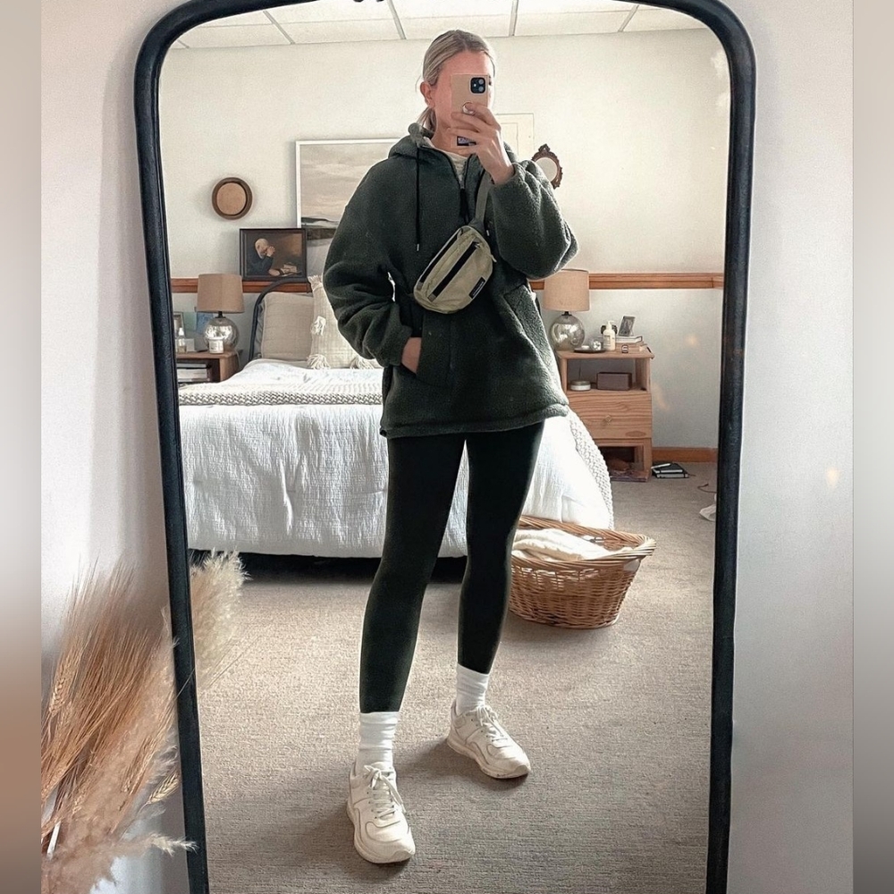 Everlane ReNew Fleece Hoodie